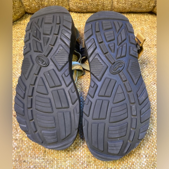 CHACO Midwest Fields landscape Z1 sandals, size 7 - Picture 5 of 5
